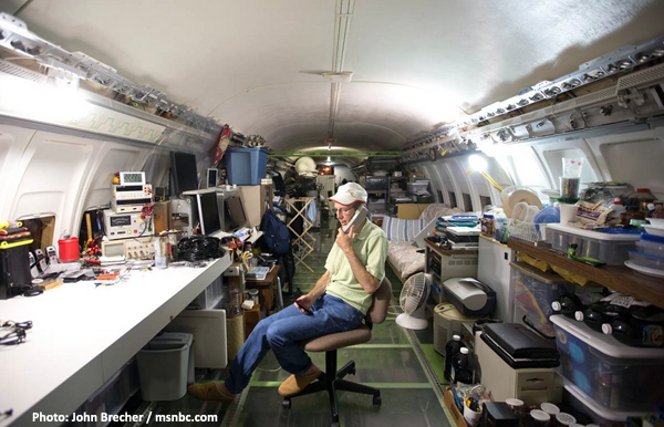 Living in a Boeing Jet